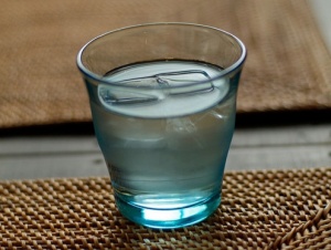 疲倦是脱水信号 上班族警惕久坐易缺水 疲倦是脱水信号 上班族警惕久坐易缺水