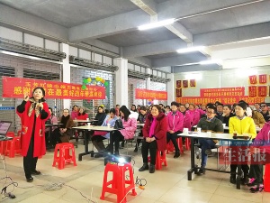 1月16日焦点图:南宁一货车与电驴碰撞 四岁女童殒命