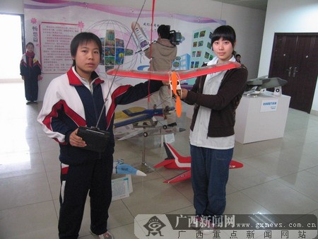 8折(会员卡折上折) 5 星夜蜜酒楼 南宁市(2家) 8