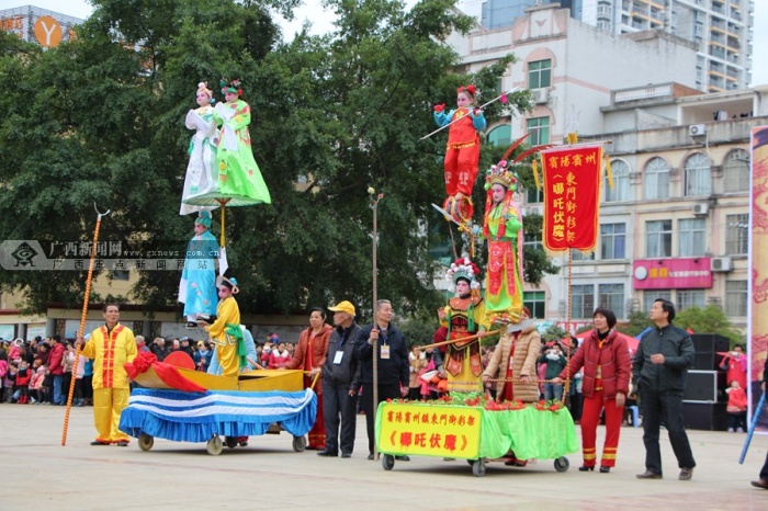 高清:宾阳炮龙节非遗巡游 万人围观_广西新闻网精彩图集新闻