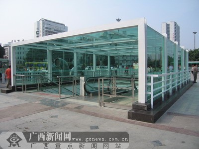 南宁火车站广场人防出入口改造竣工今日开始启