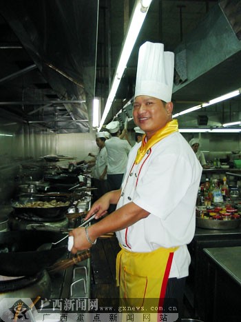 南大惠丰海鲜酒店_大理惠丰新城户型图_海鲜美食图片