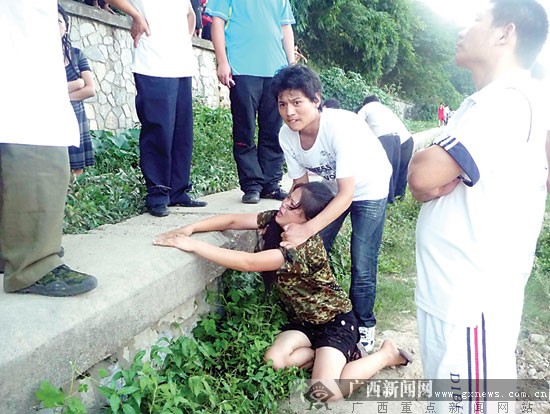 一名河南籍青年男子在桂林市漓江象鼻山下游段游泳时,不幸溺水身亡