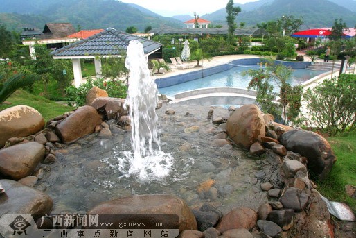 "容县,岑溪两天游"线路还可根据行程自费前往黎村,泡贵妃故里华清池