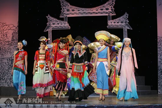 [世博广西周]&ldquo;广西时间&rdquo;上演民俗文化大戏