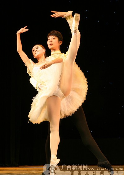 舞林新秀崭露头角 第一届广西舞蹈青年演员赛落幕