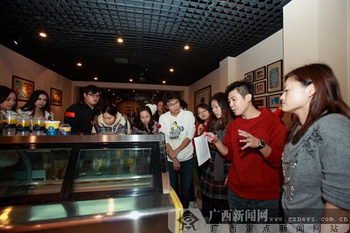 圣诞月红豆网友体验热门传奇世界甜蜜圣诞 CR冰激凌火锅也疯狂