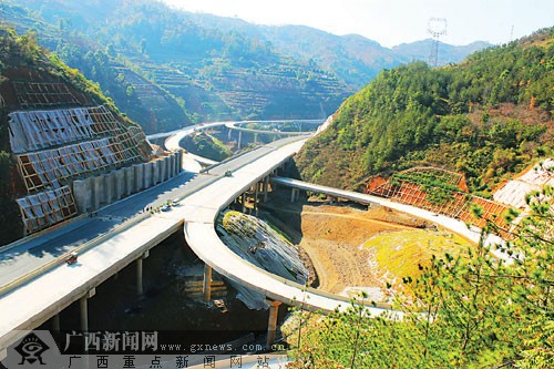 浅谈山区高速公路的选线问题