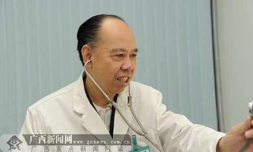 叶群南图片