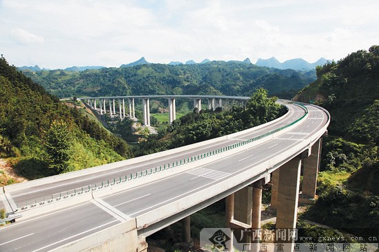 六宜高速通车 广西14个地级市全部贯通高速公路