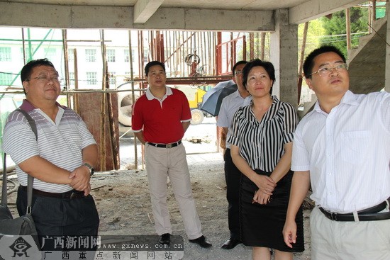乐业县常委,宣传部长,人民政府副县长黄维新,县政协副主席姚瑜任及