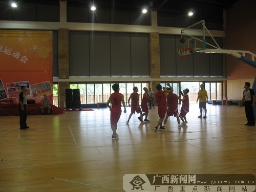 特奥会:为了智力障碍残疾人运动员的快乐(组图