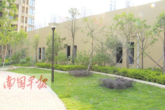 商铺开后门影响小区安全? 业主认为设计不合