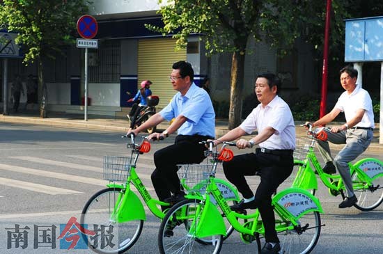 柳州市公共自行车租赁系统正式运行
