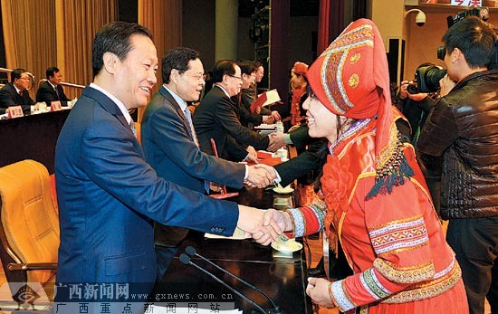 那坡加强民族团结促进经济社会发展 那坡创建民族团结进步模范区硕果