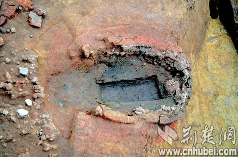 湖北大冶古铜矿遗址发现35枚2500多年古人脚印