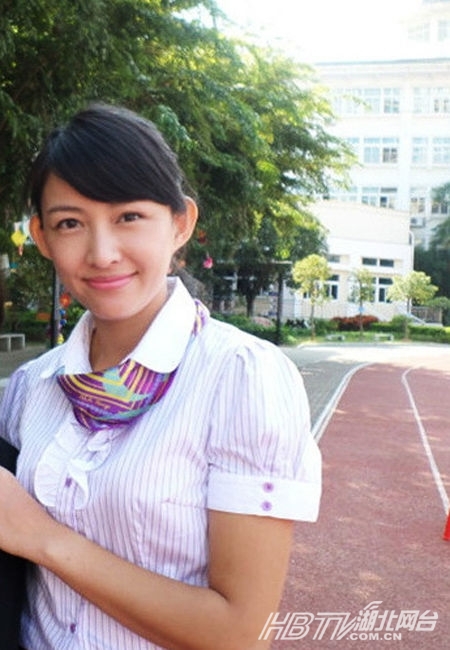 <em>最美</em>马拉松女孩走红 各路<em>民间美女</em>秒杀女星-