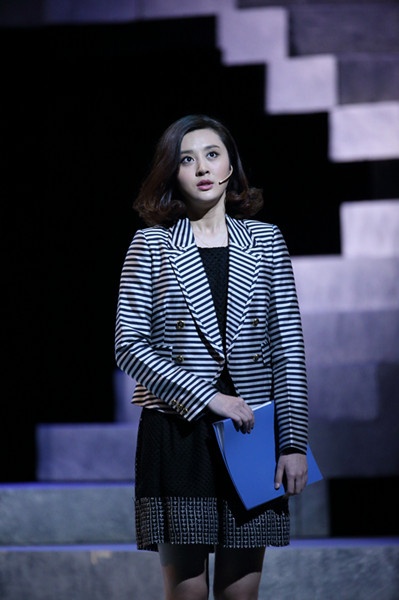 火凤凰变身小飞龙 甘露再造别样青春梦