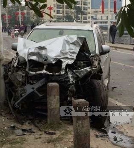 广西新闻网防城港频道:防城一桥宝马车肇事案