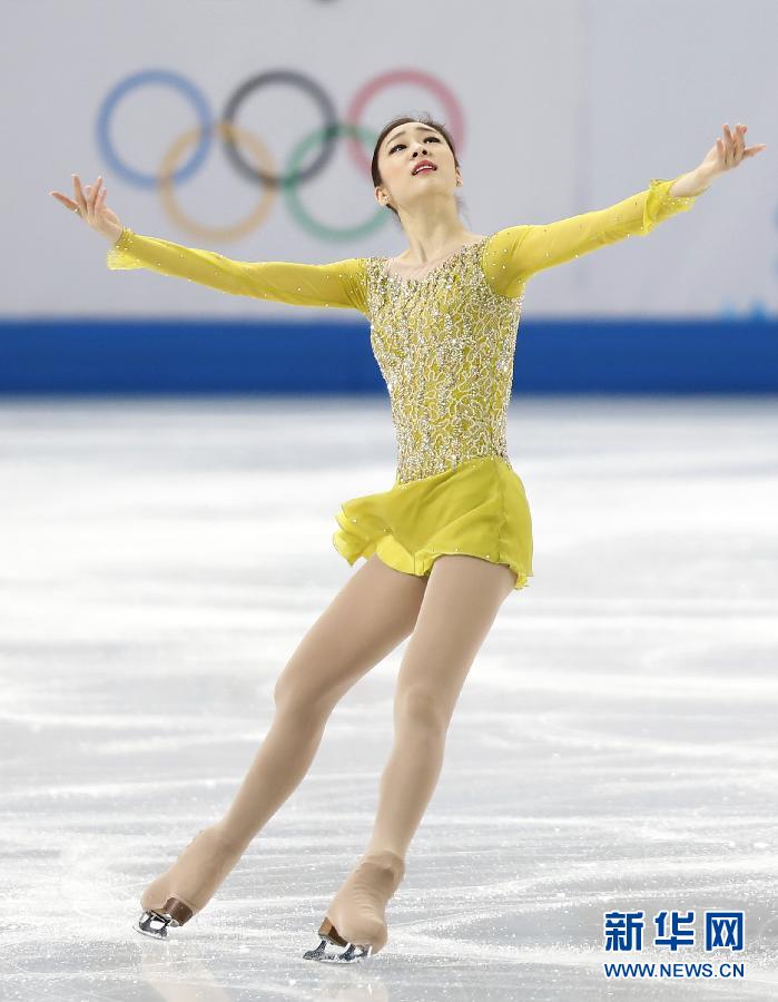 当日,在2014年索契冬奥会花样滑冰女子单人滑短节目比赛中,韩国选手