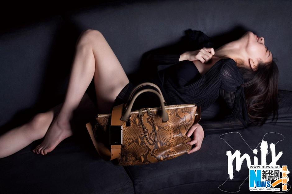 倪妮写真沉静优雅演绎岁月静好 慵懒性感仙气十足-广西新闻网