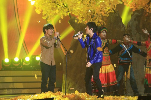 《好歌曲》今晚收官 霍尊<em>费玉清</em>隔帘对唱-广西