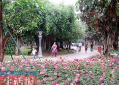 美酒泡浴体验采摘 南宁多个景区备下五一盛宴(图) 美酒泡浴体验采摘 南宁多个景区备下五一盛宴(图)