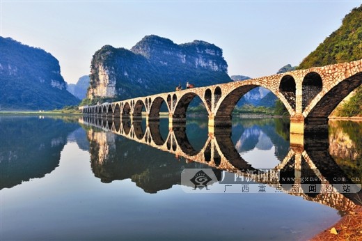 上林:生态美景惹人醉 特色旅游似火红