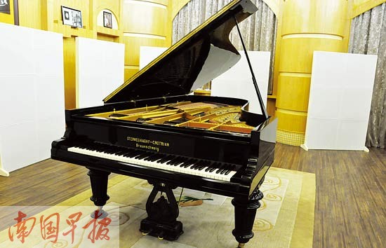149岁斯坦威顶级钢琴 安家 容县 众多名家来录