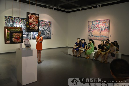 绽放—赵开锦油画作品展"在广西南宁榜样·中国-东盟艺术馆正式开幕