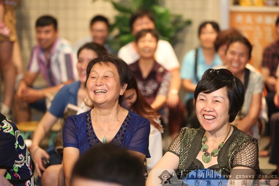 《老友一家亲》第二季本周末开播 街坊提前看点映-广西新闻网