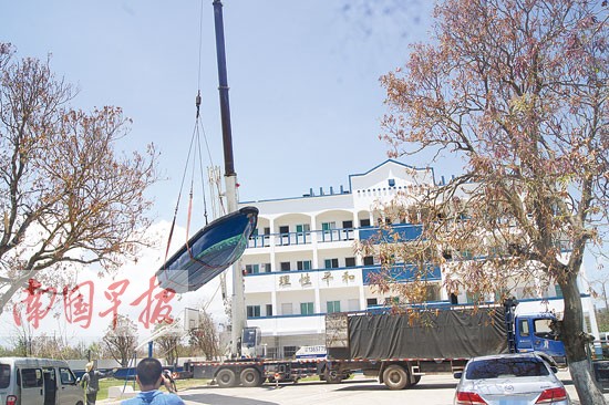 快艇非法载客屡禁不绝 险中求富背后利益驱动