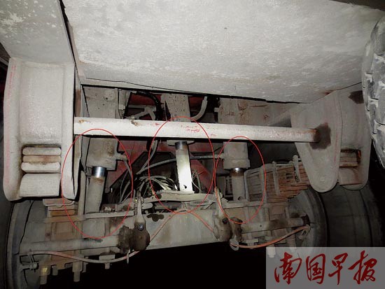 货车暗装千斤顶"瘦身"被抓现行 事发六钦高速
