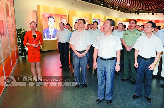 彭清华:权力必须受到监督 腐败必须受到查处