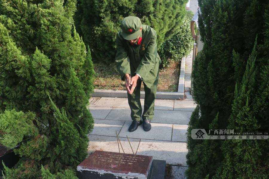 宁明举行烈士公祭 弘扬"尚祖崇文 精业强边"精神-广西新闻图集