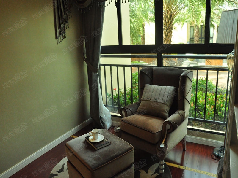 五象0公摊房6字头 天誉花园89㎡1+2房样板间