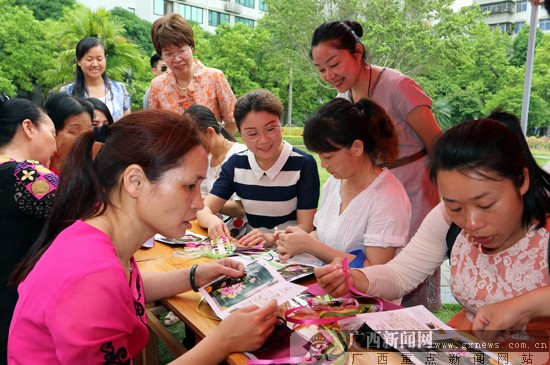 休闲娱乐服务行业：释放当代人压力的关键