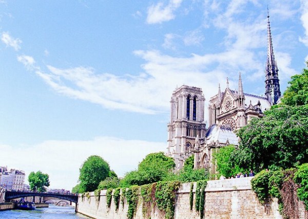 贫困生人均年收入_欧洲人均年收入(3)