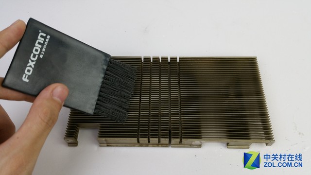 小菜硬件杂谈 教你如何给老显卡清灰