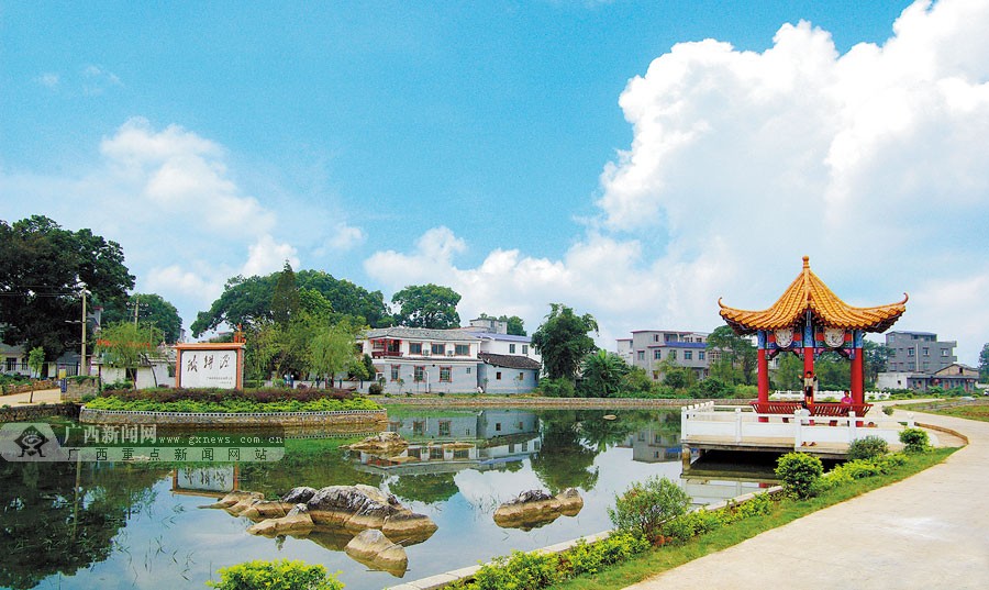 富川富阳镇铁耕生态文明示范村.唐理文/摄