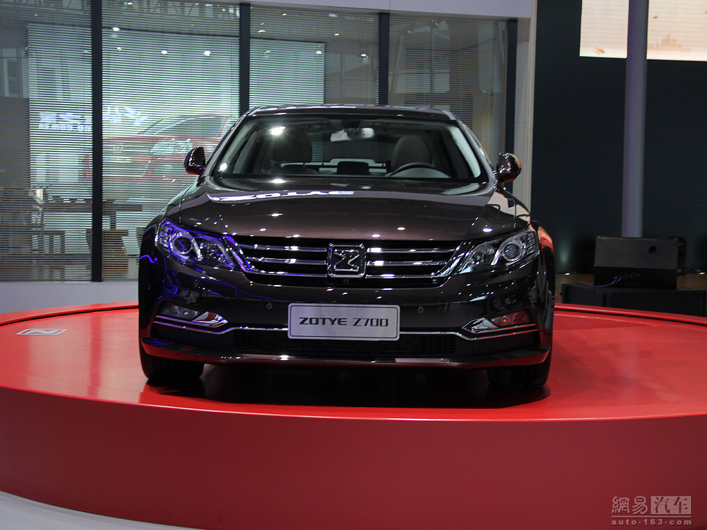 新车观察哨:众泰Z700图赏 这次长得像谁?