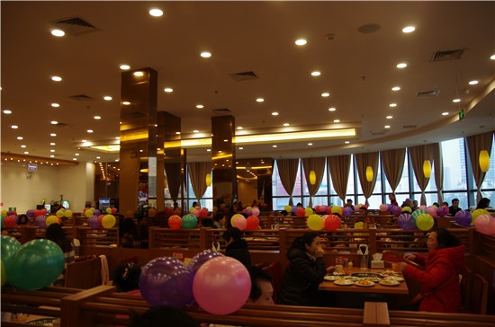 南宁:丽原·天际楼盘举办新春业主答谢茶话会