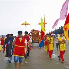 广西手机报7月13日下午版