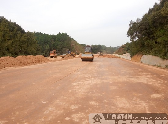 贵合路土建№6合同段路槽交验有序推进