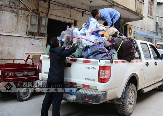 河池市金城江区集中销毁一批不合格食品药品(
