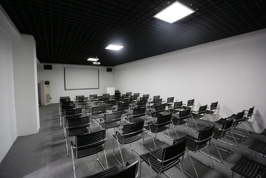 探访广西师范学院新媒体文创中心:融合现代和