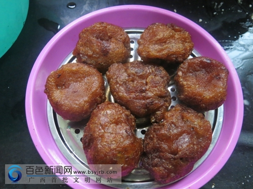 舌尖上的壮族美食——油炸粑
