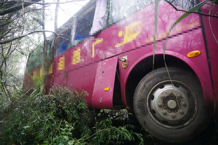 ���壺��ʵ�桶�ٶ��뼤�顷 �ͳ��򻬳��·��