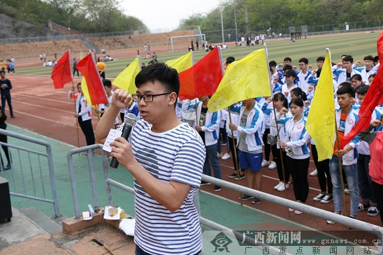 柳职院205名学生考核加入共青团