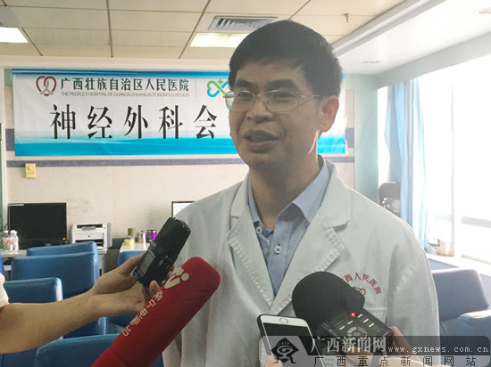 区医院通过互联网医院进行多方专家远程会诊